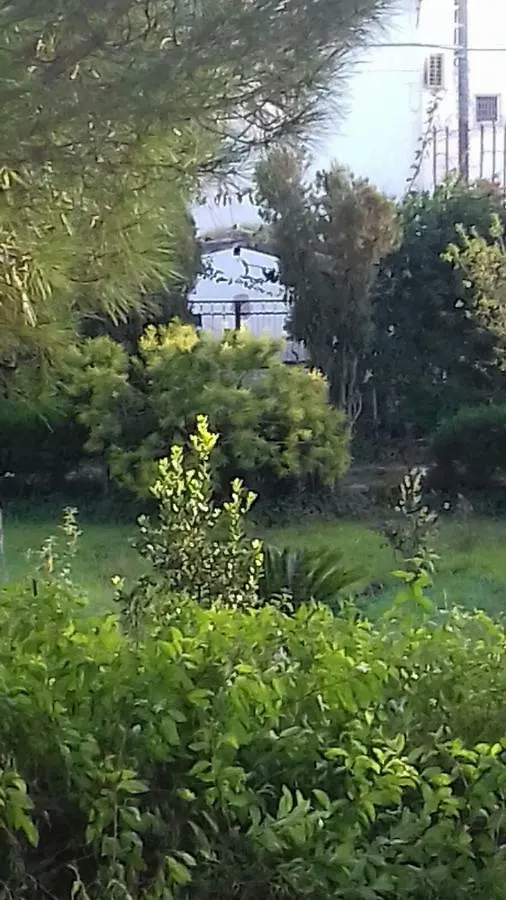 Villa Alma Bari 0*,  Italien
