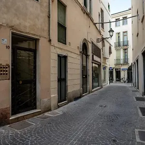 https://vicenzaholiday-frasche.hotelinveneto.com